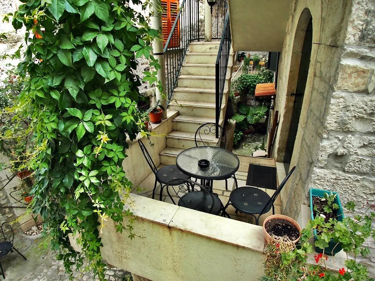 Rooms & Studio Stipcic Gasthof Trogir